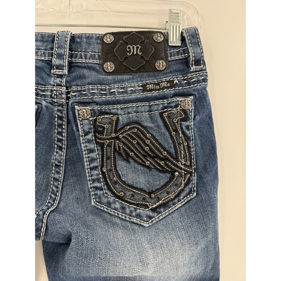 Miss Me Signature Capris Jeans Size 27 Horseshoe Angel Wings 30" x  20.5" EUC - Picture 2 of 16